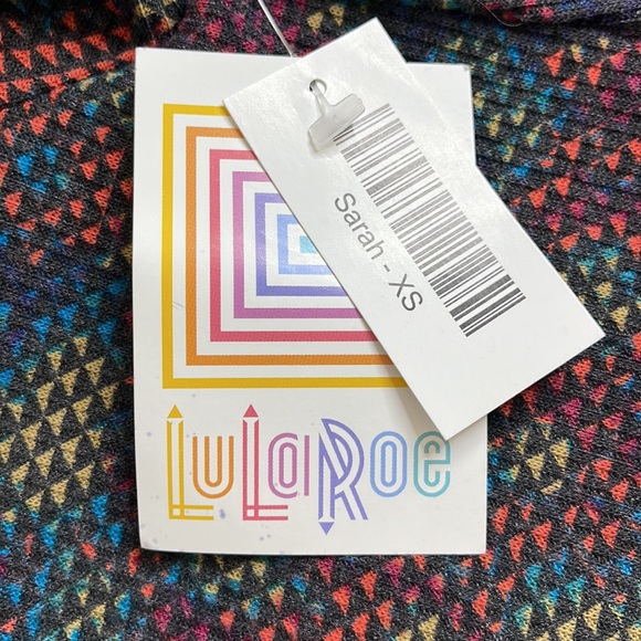 💕New With Tag Beautiful Lularoe Sarah Cardigan💕 - Picture 5 of 10